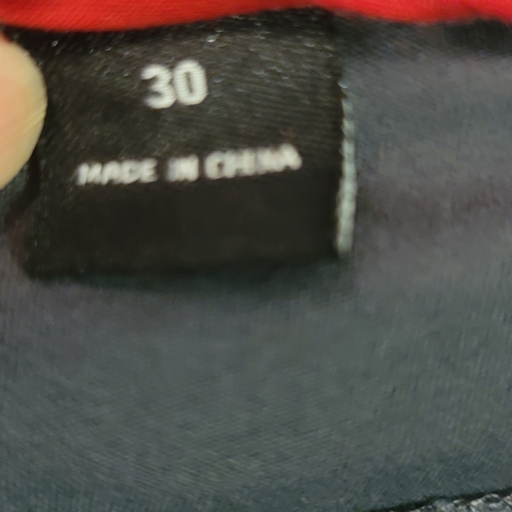 SWISS Tech Utility Shorts - Picture 7 of 9